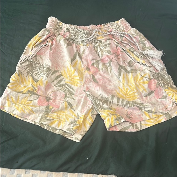 Briggs Pants - Briggs New York Pink and Yellow Bermuda Shorts with Elastic Waistband